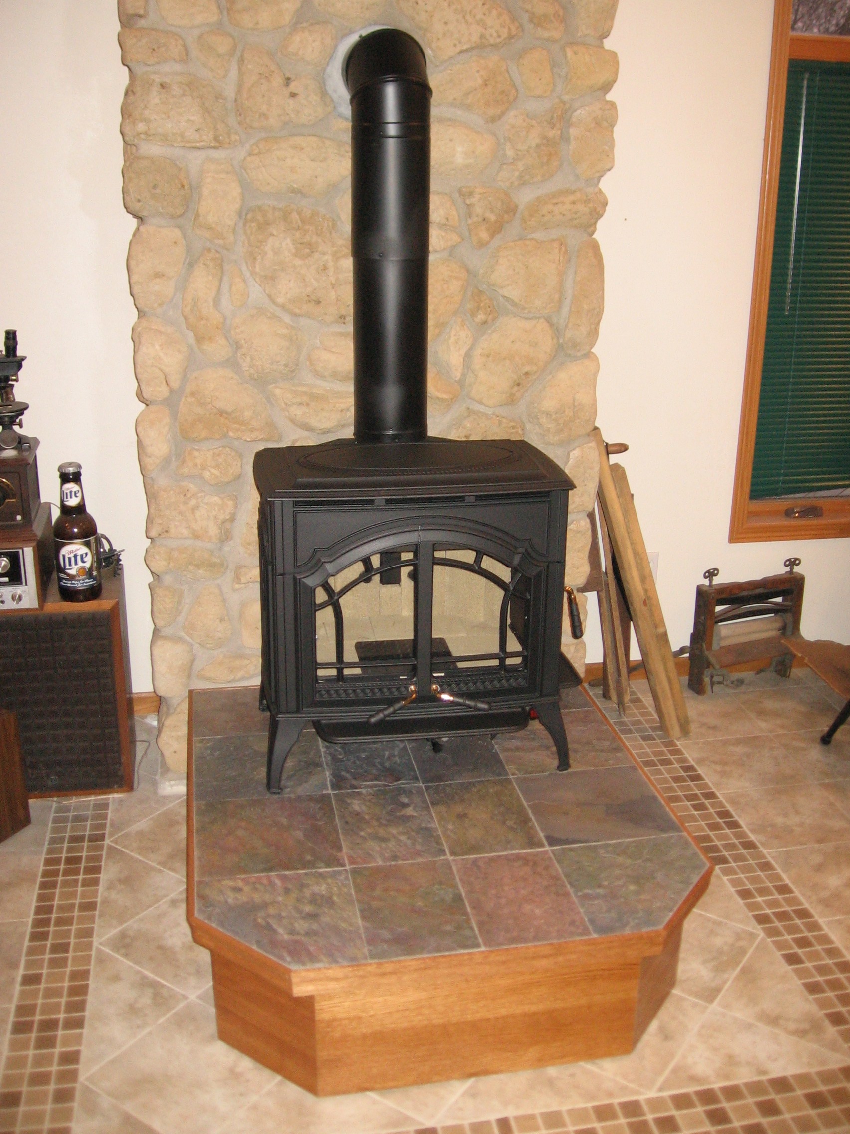 Wood stove- new install 001.jpg
